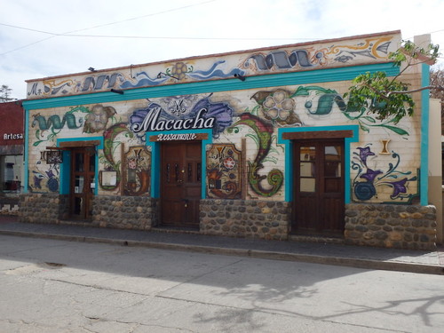 Artists/Articians/Artesanos Store.